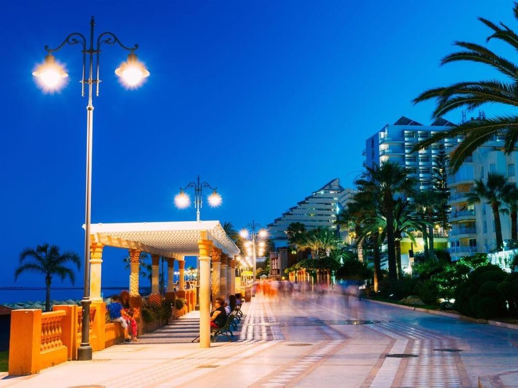 Precioso Apartamento Frente Al Mar Benalmádena Eksteriør bilde