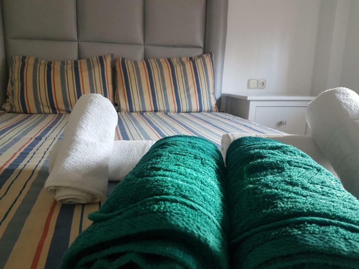 Precioso Apartamento Frente Al Mar Benalmádena Eksteriør bilde